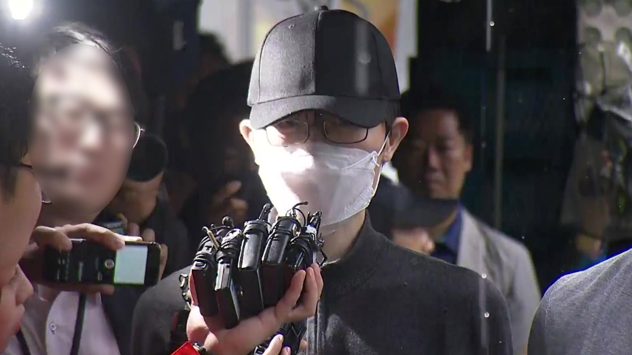 '강남 묻지마' 태연하게 범행 재연..