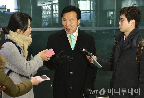 '제4의길'은 개헌?..정치권 '새판짜기' 가능성은 - 머니투데이