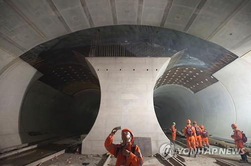고트하르트 터널 내부 모습 [AFP=연합뉴스 자료사진]