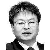 [이철호의 시시각각] 무기력한 한국, 활기 넘치는 미국 - 중앙일보