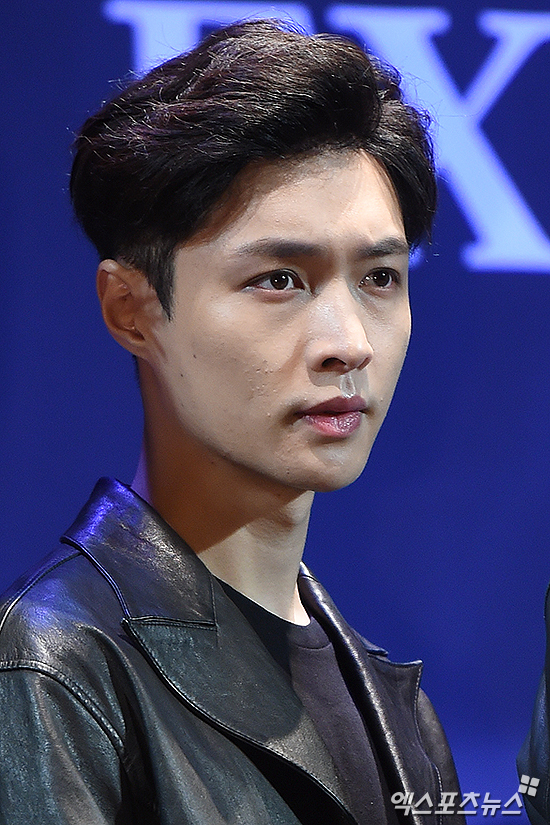 엑소 오늘 컴백 기자회견 기사사진 | 인스티즈