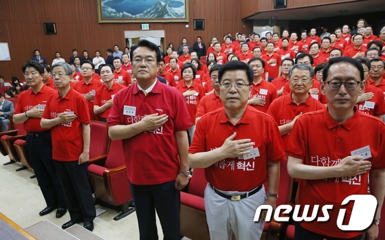 與, 1차 연평해전 17주기에 연평도 방문..군·어민 고충 청취 - 뉴스1