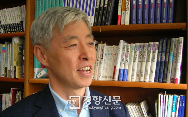 김현철 서울대 국제대학원 교수. / 원희복 선임기자