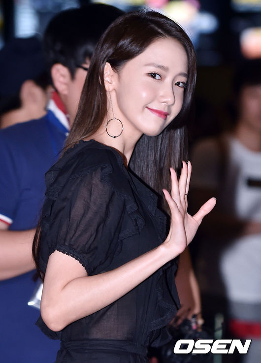 오늘자 윤아 | 인스티즈