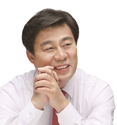 19대서 폐기된 '대학구조개혁법' 재발의..김선동 새누리 의원 - 뉴스1