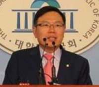 與 정태옥