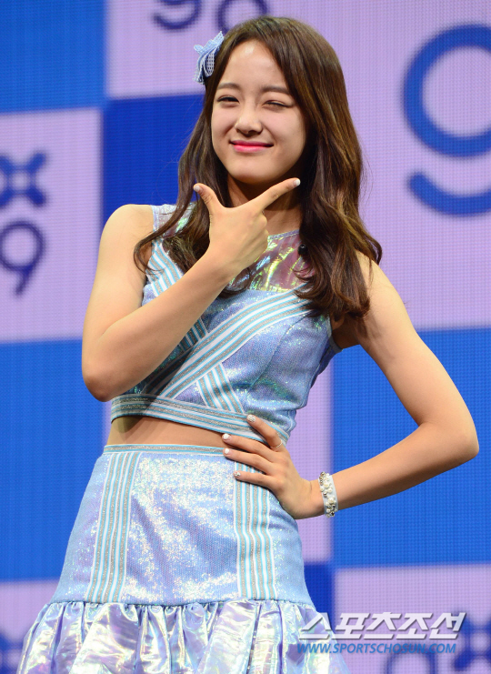 윙크 이미지