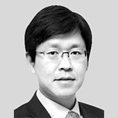 [현장에서] 산은 '구조조정 칼날' 중소기업엔 예리, 대기업엔 무뎌 - 중앙일보