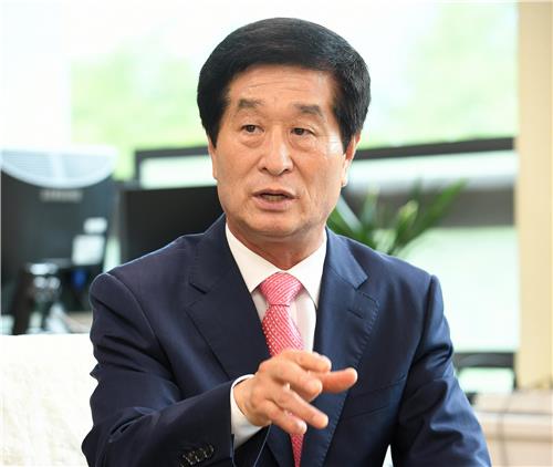큰입작은입 이미지