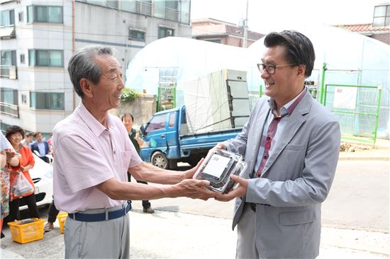 돌샘 이미지