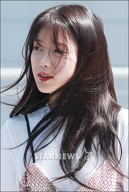 [★포토]아이유, '공항에서 청순미 폭발'