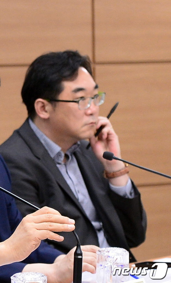 교육부 고위공무원 