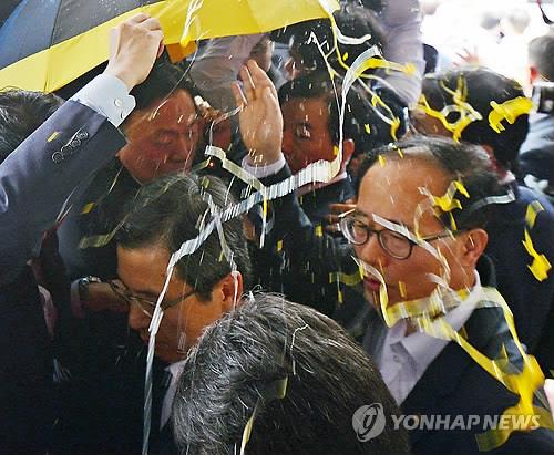 警, 총리 '달걀투척' 사건 수사 착수..과거에도 처벌 - 연합뉴스