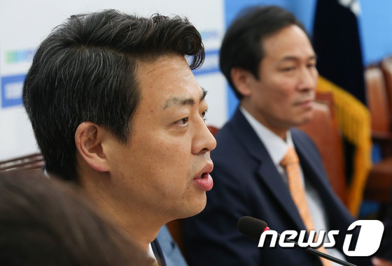 더민주 초선 '사드반대' 방중 논란..美방한단 野 면담(종합) - 뉴스1