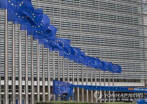 EU, 가격담합 5개 유럽 트럭 생산업체에 3조6천억원 과징금 - 연합뉴스