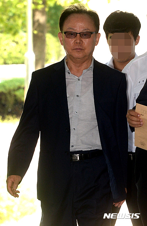 檢, 구속된 기준 전 사장 오늘 조사..이르면 이번주 허수영 사장 소환 - 뉴시스