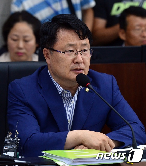 E등급 대학들 '은행대출' 지원하며 신입생 유치 안간힘 - 뉴스1