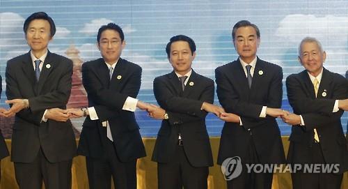 中왕이, '남중국해' 외교 판정승.. 美日濠 협공도 정면 반박(종합) - 연합뉴스