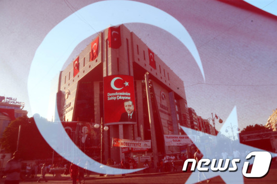 獨 쾰른서 터키인 3만명 '親에르도안 시위'..충돌우려 - 뉴스1