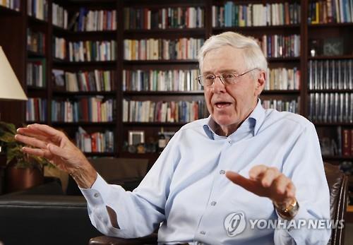 美공화당 큰손 코흐, 힐러리 지원설 일축..