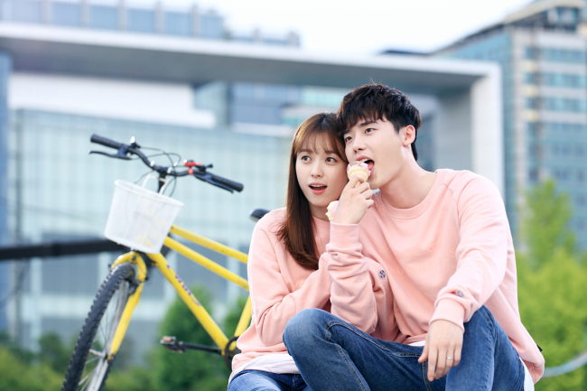 더블유W 이미지