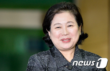 法, 현정은 손 들어줘..쉰들러 7500억대 소송 1심 기각 - 뉴스1