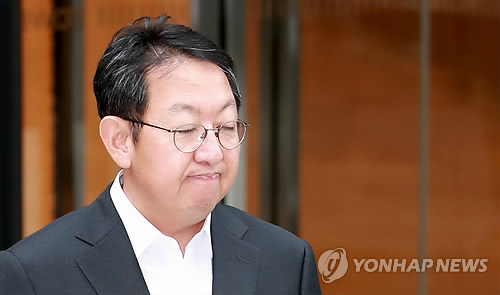 검찰, '감찰내용 누설 의혹' 이석수 前특별감찰관 조사 - 연합뉴스
