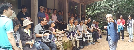 돌담집 이미지