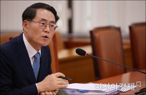 김재수, '야당·김영란법·농협법' 해법 찾을까? - 아시아경제