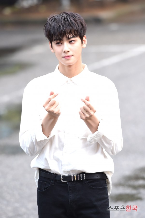 최근 여초 남초에서 반응 올라오는 아이돌.jpg | 인스티즈