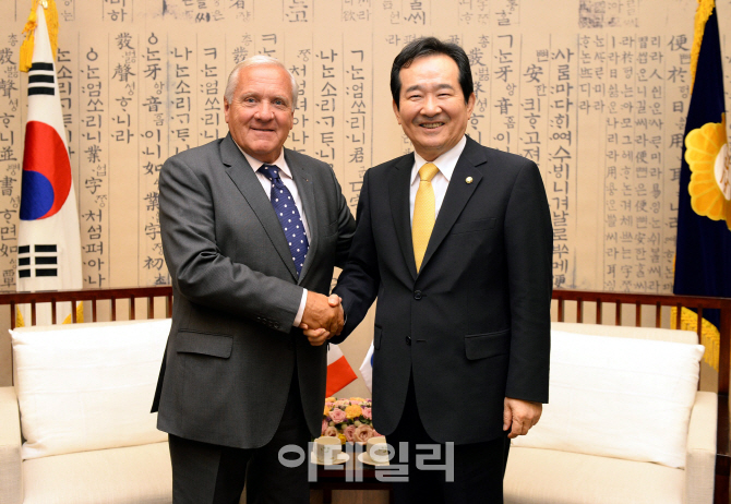 라뮤르 이미지