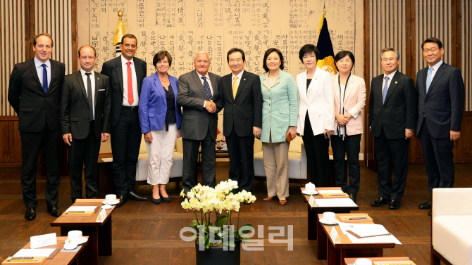 라뮤르 이미지