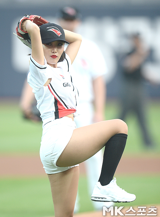 마마무 화사 시구 | 인스티즈