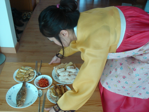 [이현미의엄마도처음이야] 23 여자만 부엌에..제사문화 이대로 괜찮을까요? | 인스티즈