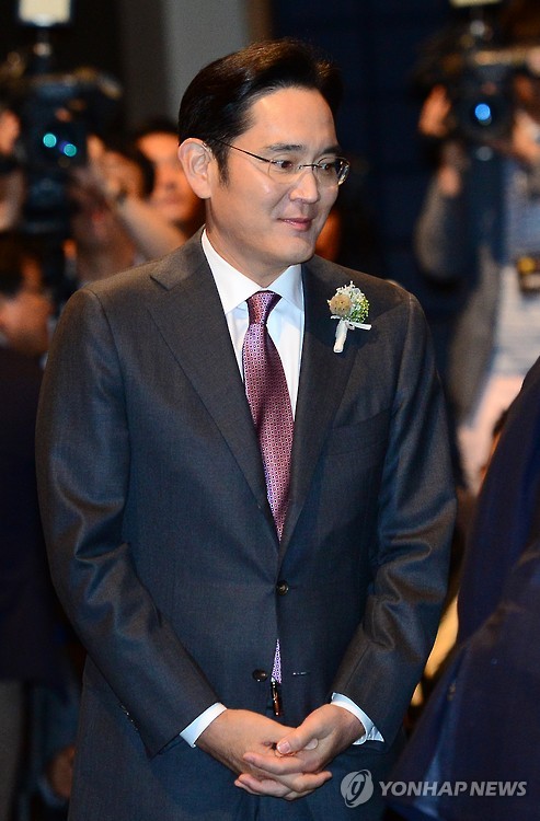 메이;율 이미지