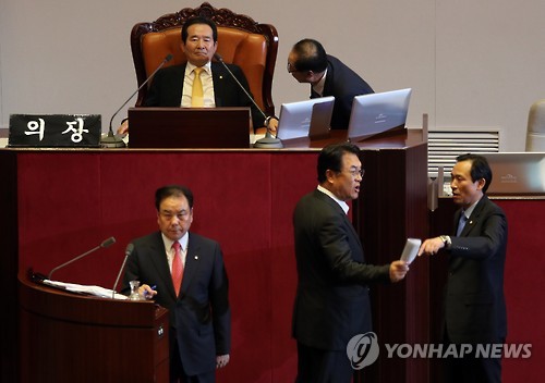 김재수 해임건의안 국회 본회의 통과..헌정사상 6번째(종합) - 연합뉴스