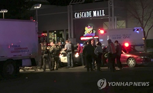 美워싱턴주 벌링턴 쇼핑몰서 총격으로 4명 숨져..용의자 추적중 - 연합뉴스