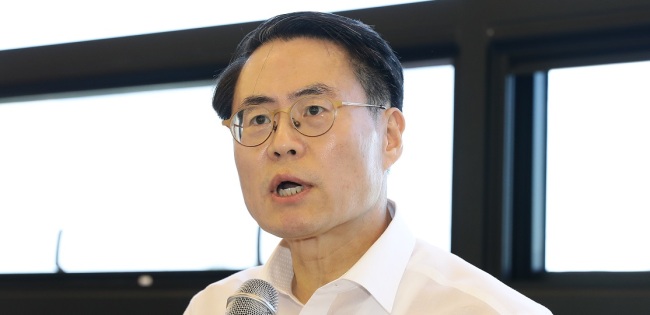 [국감현장]정국 정색의 진원지 농식품부..野, 김재수 장관 답변기회 안줘 - 헤럴드경제