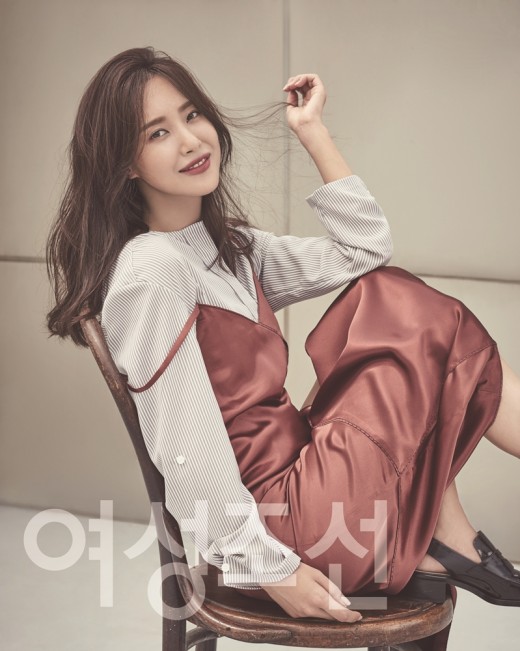 김윤서 이미지