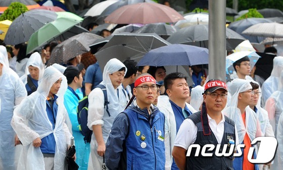 부산도시철도 노조 파업 잠정 중단 선언..오후 6시 현장 복귀(종합) - 뉴스1