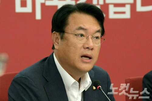 해프닝으로 끝난 3당회동 제안..연휴 앞두고 막판 기싸움 - 노컷뉴스