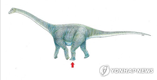 발자국화석을 남긴 공룡의 모습을 추정해 복원한 그림 [오카야마이과대·몽골 과학아카데미고생물학지질학연구소 제공=AFP·연합뉴스]