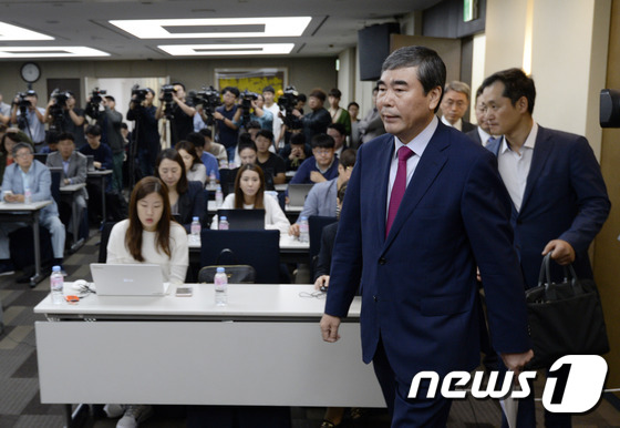 식약처, 한미약품 폐암신약 사망발생 사전에 알고 허가(상보) - 뉴스1