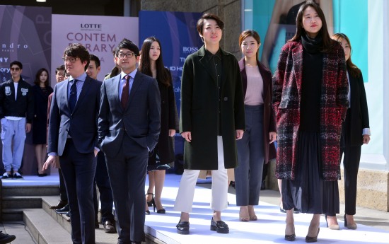 디케이엔와이남성롯데 이미지