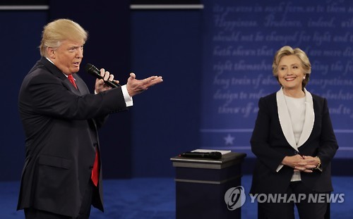 <美대선 종반> 힐러리 '굳히기'..트럼프의 불복카드 통할까 - 연합뉴스