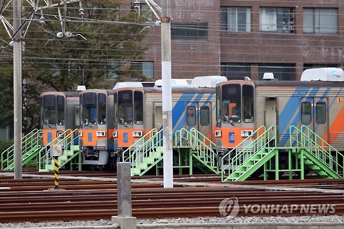부산지하철 2차 파업도 철회..오후 6시 업무 복귀(종합) - 연합뉴스
