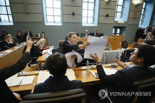 EU·加 CETA 최종서명 무산 위기..加