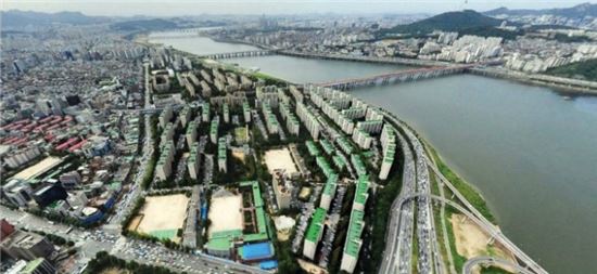 [금리의 역습]2억원 대출때 금리 1.25%P 오르면 이자 1400만원 더 낸다 - 아시아경제