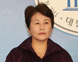 전여옥 "최씨 농단 몰랐다는 친박, 스스로 바보란 얘기" | 인스티즈