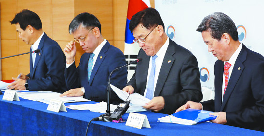 대우조선·현대상선 '혈세로 버티기'.. 이율배반 경쟁력 강화 방안 - 국민일보